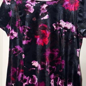 Forever 21 Black and Purple Floral Tee